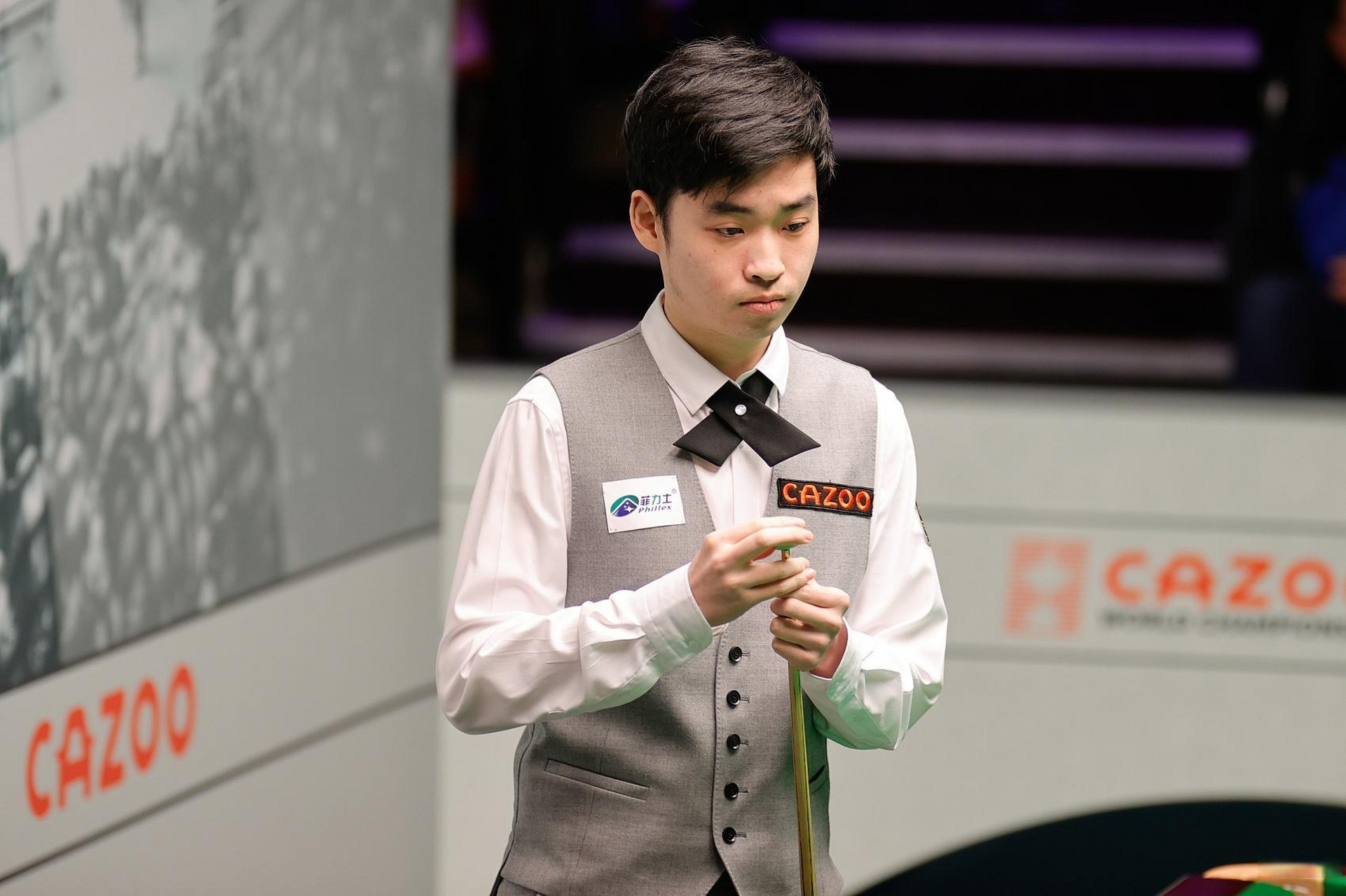 在库里的带 在库里的带